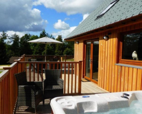 Lord Galloway 32 with Hot Tub Newton Stewart